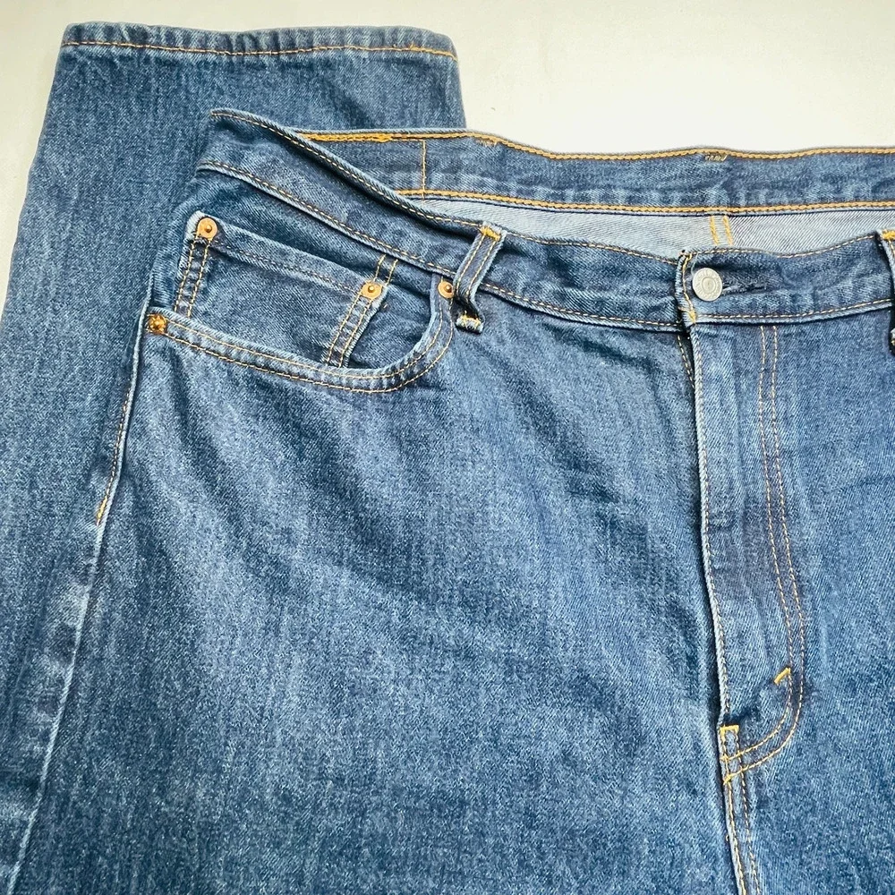 Levi's Jeans Mens 505 Regular Straight Jeans Men 40x32 Medium‎ Wash Blue Denim